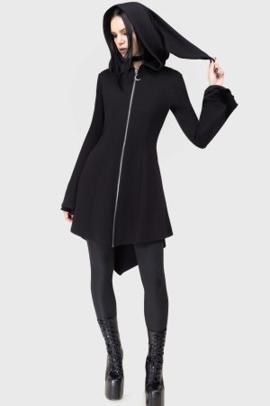 Deadly Cauldron Cloak